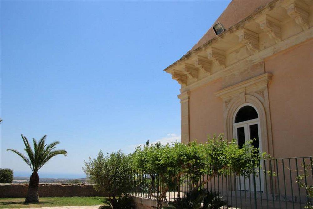 Torre Del Mare Hotel Ispica Exterior photo