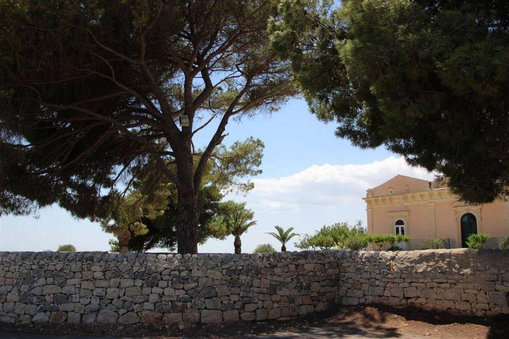 Torre Del Mare Hotel Ispica Exterior photo