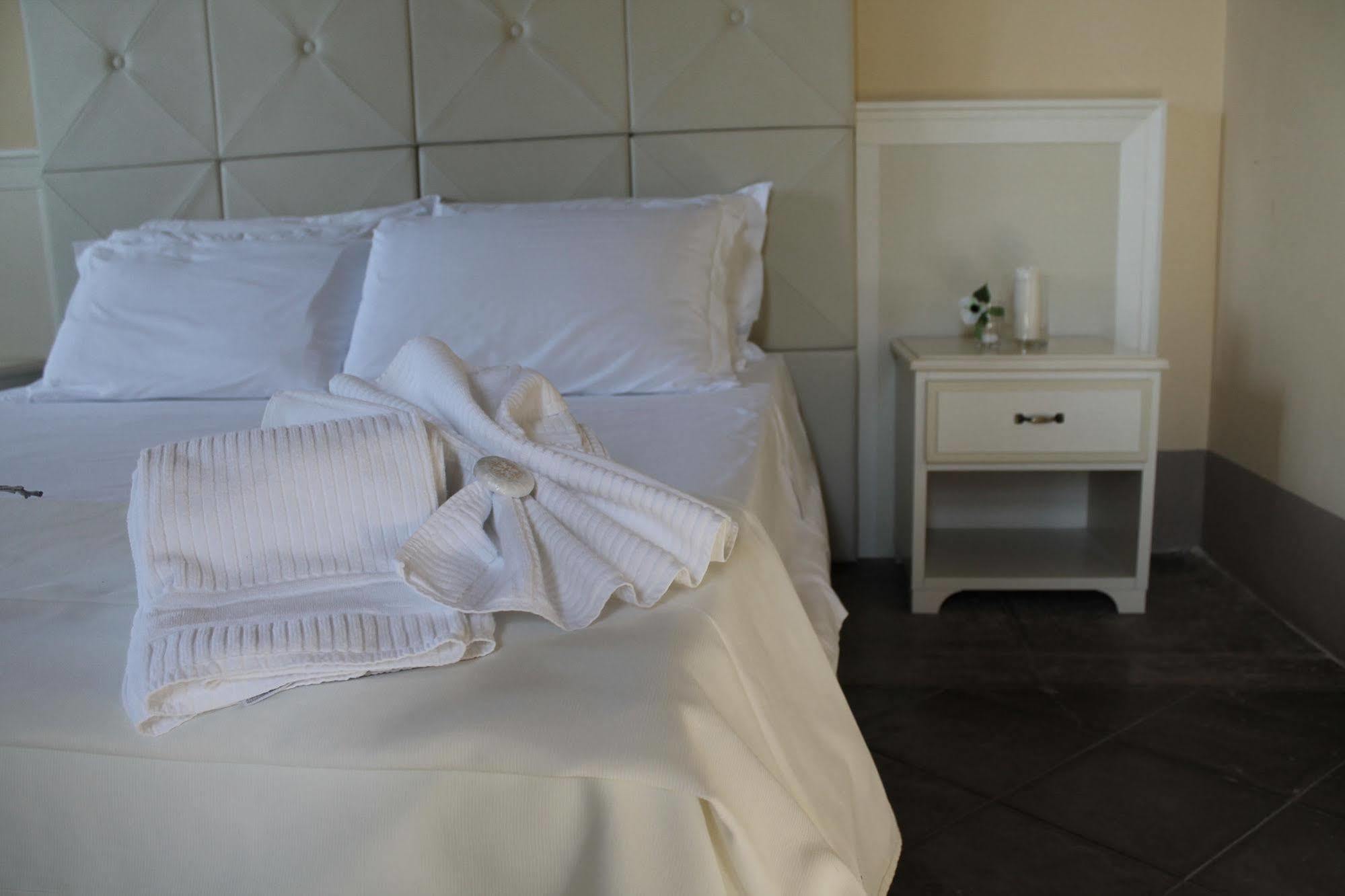Torre Del Mare Hotel Ispica Exterior photo